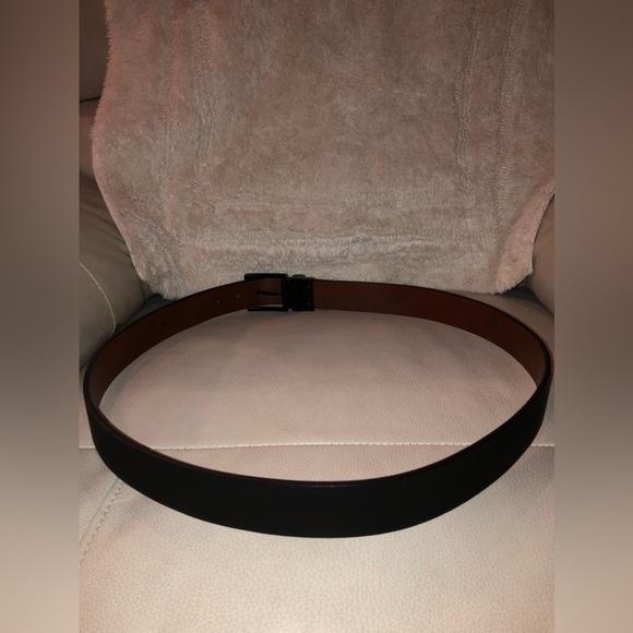 Men’s Guess Black Belt size 38-40 EUC another sexy beautiful belt like new - Picture 10 of 15
